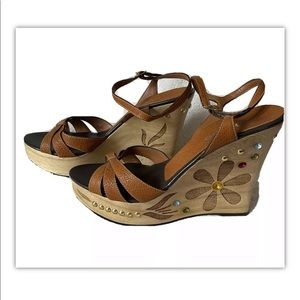 Hype Meagan Wooden Wedge Heel Strappy Sandals 10M